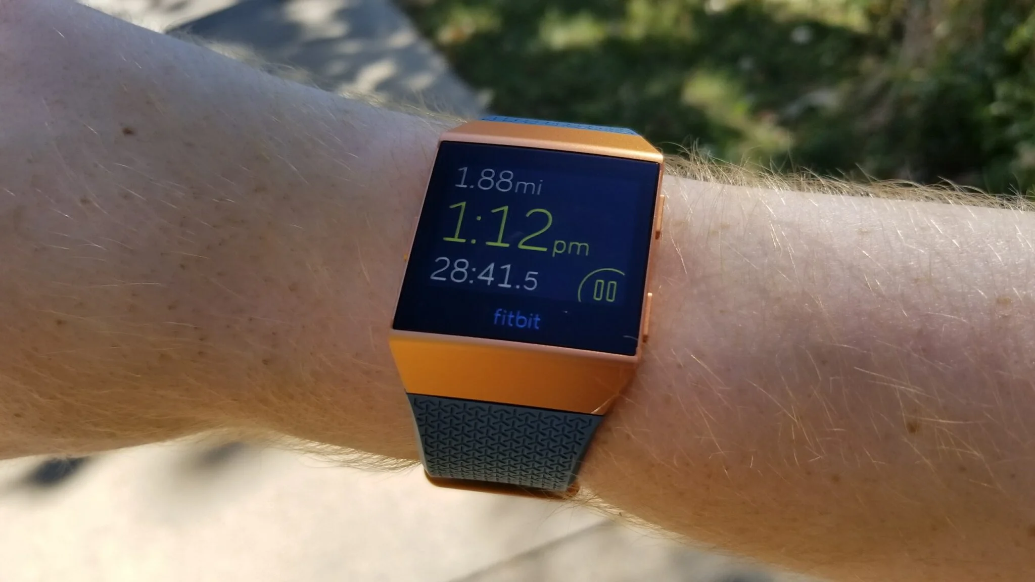 Fitbit wycofuje smartwatch Ionic po tym, jak jego użytkownicy zgłosili poparzenia